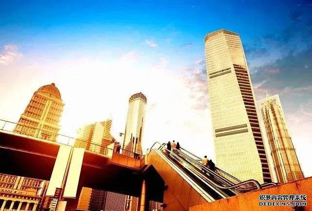 經(jīng)濟(jì)“內(nèi)循環(huán)”來了！是該存錢還是買房？專家“八個字”回應(yīng)！